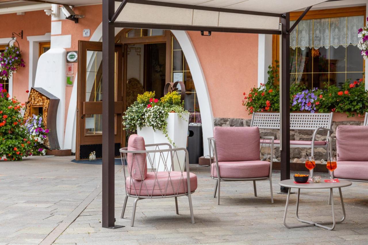 Hotel La Serenella Moena Exterior photo